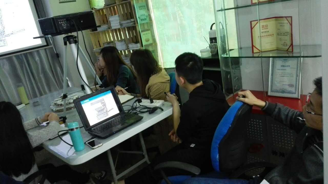 提升自我 記2016-3-19科頤辦公培訓新品柯尼卡美能達C368復印機