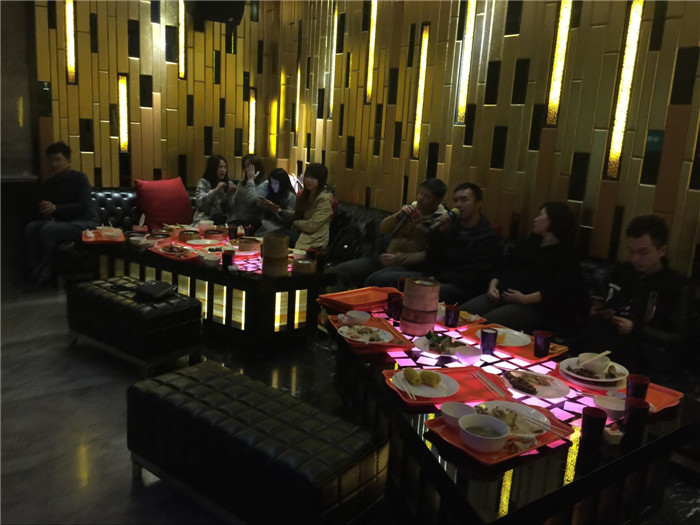 柯尼卡美能達(dá)復(fù)印機(jī)彩印記錄3月科頤壽星生日會(huì)