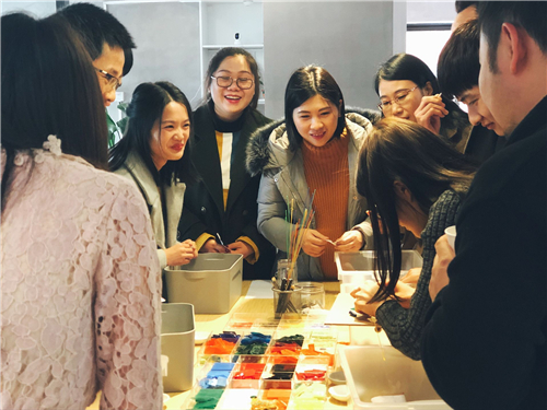 科頤2017年年會之手工DIY正在學習